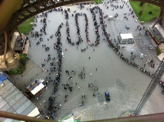 eiffel-tower-line.jpg
