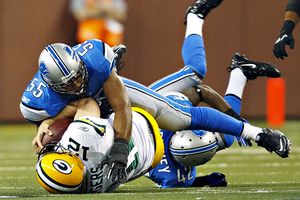 nfl_a_arodts4_300.jpg