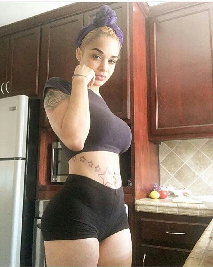 4u1g2a1i786z.jpg