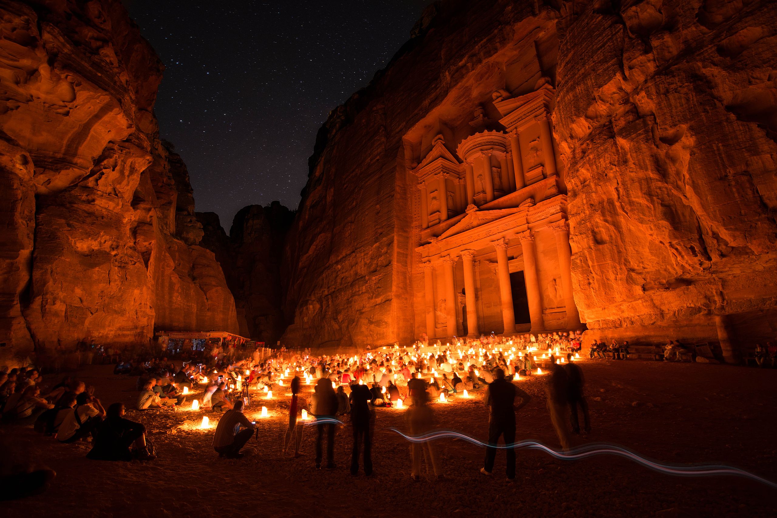 2560px-Al_khazneh.jpg