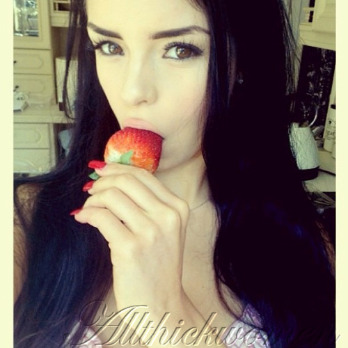 tumblr_mlqui2YxXA1ru423qo1_500.jpg