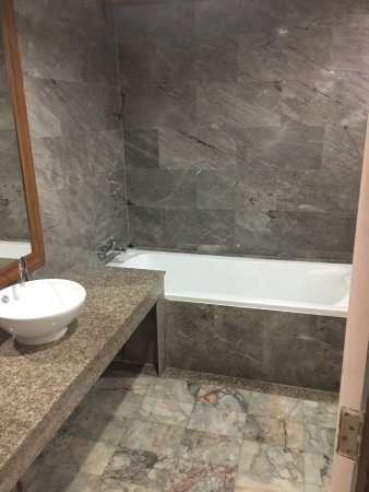 a6qd9g7w8fgi.jpg