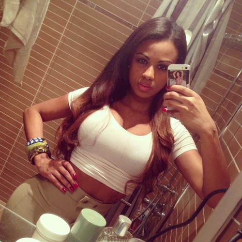 tumblr_mmm7b8Lbd11r8efu6o1_500.jpg