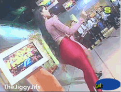 tumblr_mzaxb4lerH1scqtivo3_250.gif