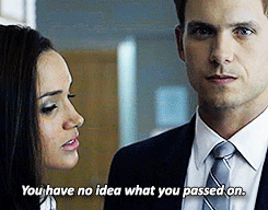 tumblr_mgt2js1t7t1rnw80to2_r1_250.gif