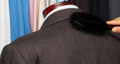 Mens_Suit_Jacket_Brushing_s.jpg
