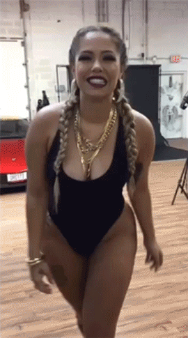 tumblr_njzxgkGRLX1txib97o1_400.gif