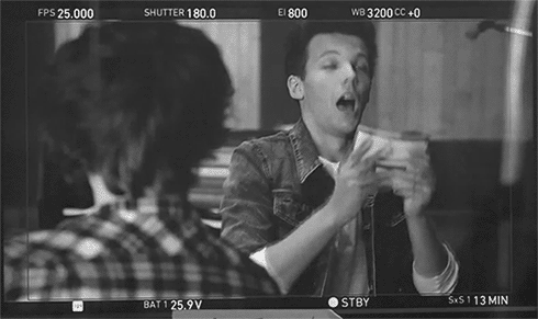tumblr_msvusd5UM71rzsvn1o1_500.gif
