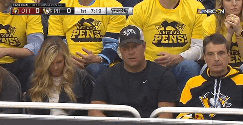 8r94zjk12tbs.gif