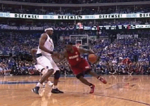lebron-james-flopping-versus-mavericks.gif