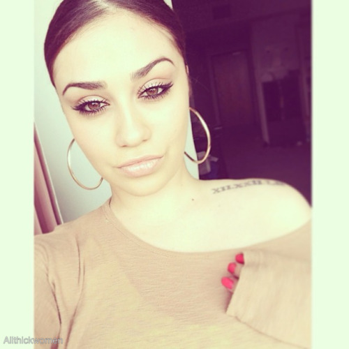 tumblr_n2w5tuyFF51ru423qo1_500.jpg