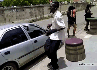 si5t3a70pk8b.gif