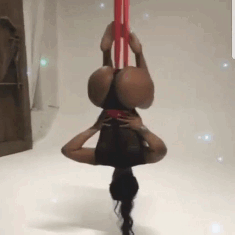 tumblr_osyk6fSUfw1sgtm4mo3_250.gif