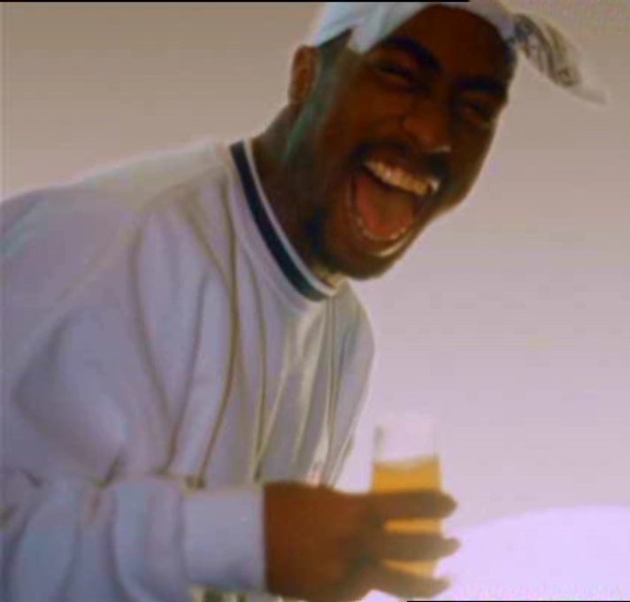 filepicker%2FCHClTyymRCCvolLi2dSI_2pac_laugh.jpg