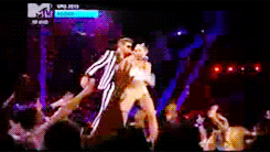tumblr_ms53h7oVy01qexni7o8_250.gif