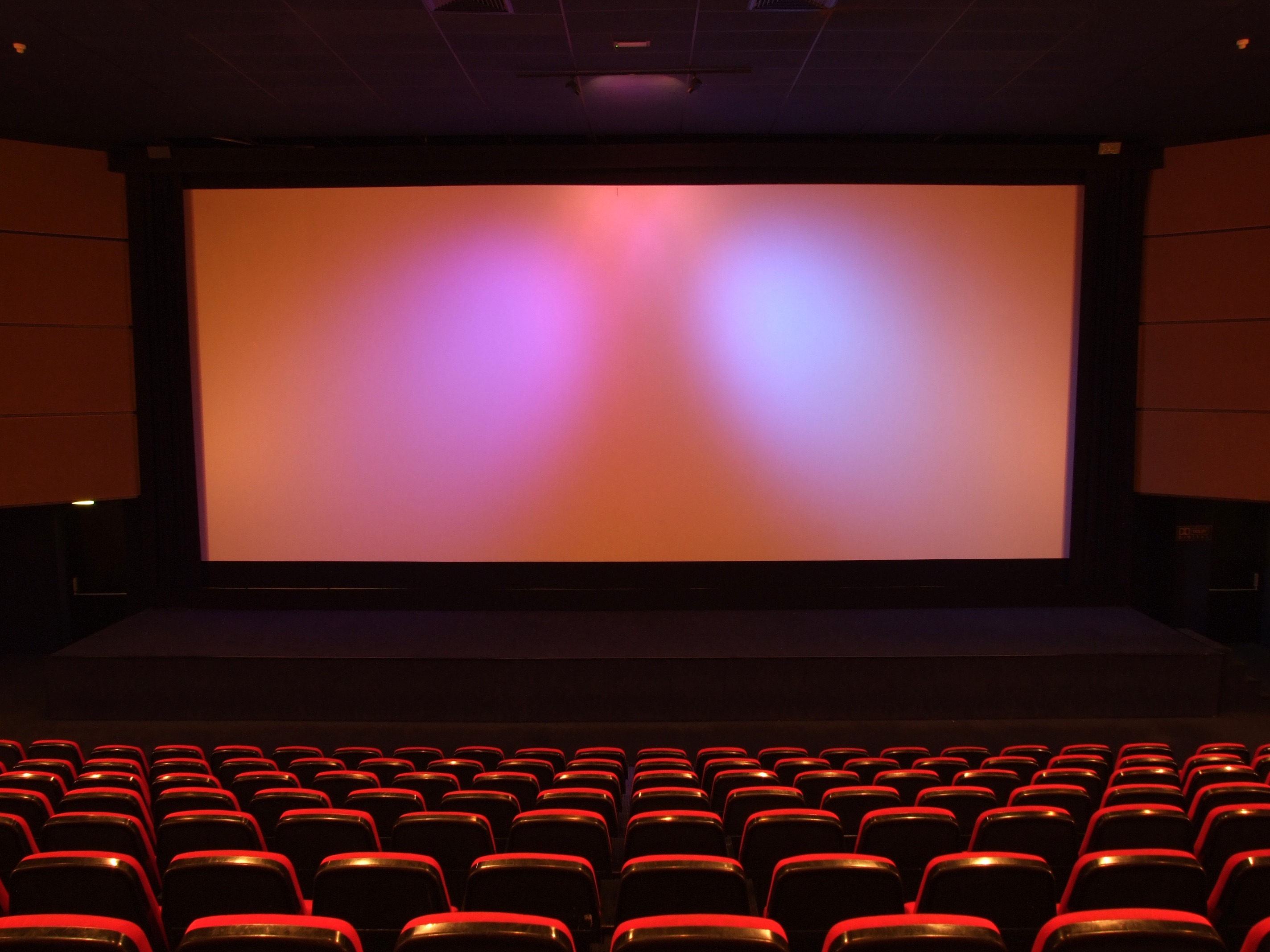 Enjoy-a-theater-experience-at-home..jpg