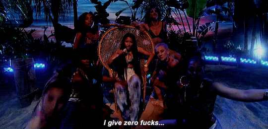 tumblr_ogz8eqJj1L1vx9s9so2_540.gif