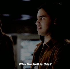 tumblr_nyqe0jcKWV1qfxruio1_250.gif