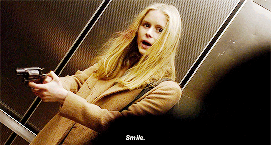 tumblr_nycc9rtx8Z1umenloo3_r1_540.gif