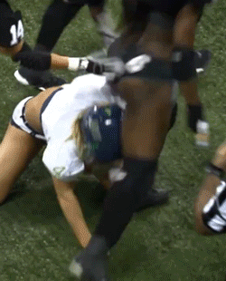 tumblr_mn58xfX1zF1r5rd7qo8_r1_250.gif