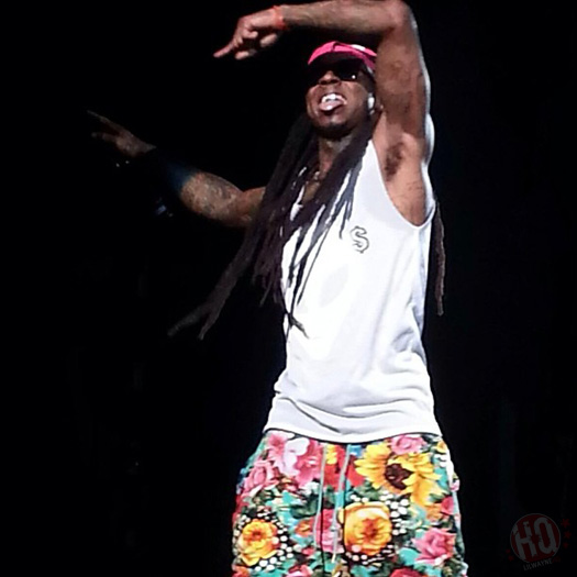 lil-wayne-buffalo-americas-most-wanted-2013-tour7.jpg
