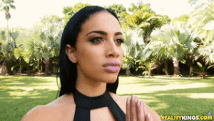 ljd6lc5uya9n.gif