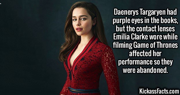 2352-Emilia-Clarke.jpg