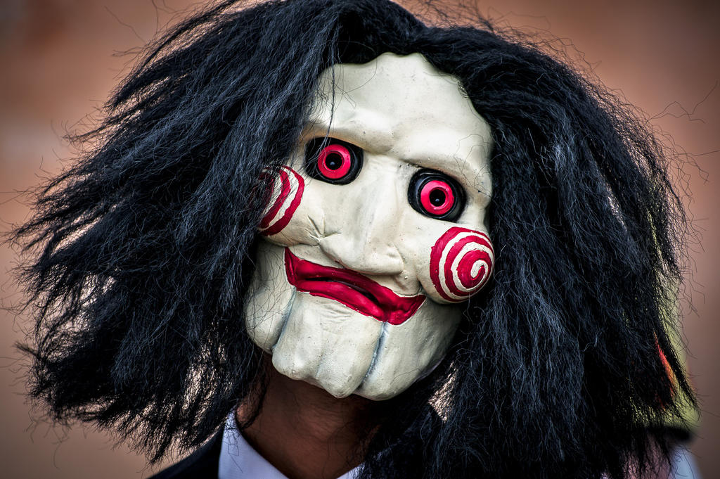 jigsaw_cosplayer_by_rtraverso86-d6trt0v.jpg