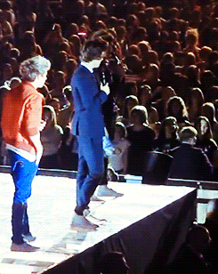 tumblr_miwd51RUQ51r77rvko1_250.gif