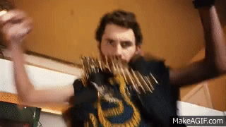 yso61hxaav4b.gif