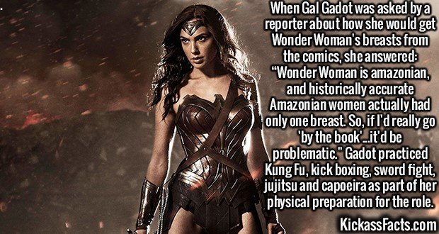 2390-Gal-Gadot.jpg