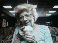 x4llfw24s0o5.gif