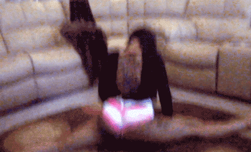 tumblr_m0zoi9ARKM1r5rd7qo1_r1_500.gif