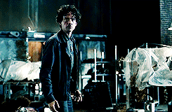tumblr_nw6uj7En2O1r6vy8ho2_250.gif