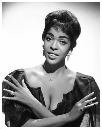 92b1204e830016cec7d6c58207d33755--della-reese-american-women.jpg