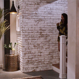 tumblr_om6quuM2Xb1sv754uo4_400.gif